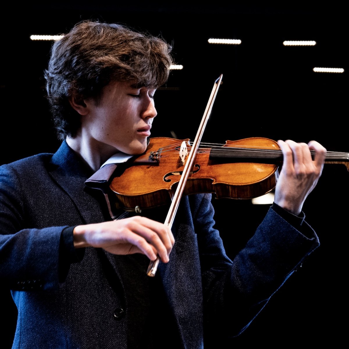 Nous soutenons les masterclasses du violoniste Daniel Lozakovich à Bratislava 6.11.2024